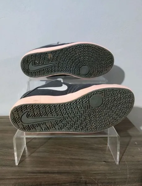 tênis nike sb feminino cinza 34