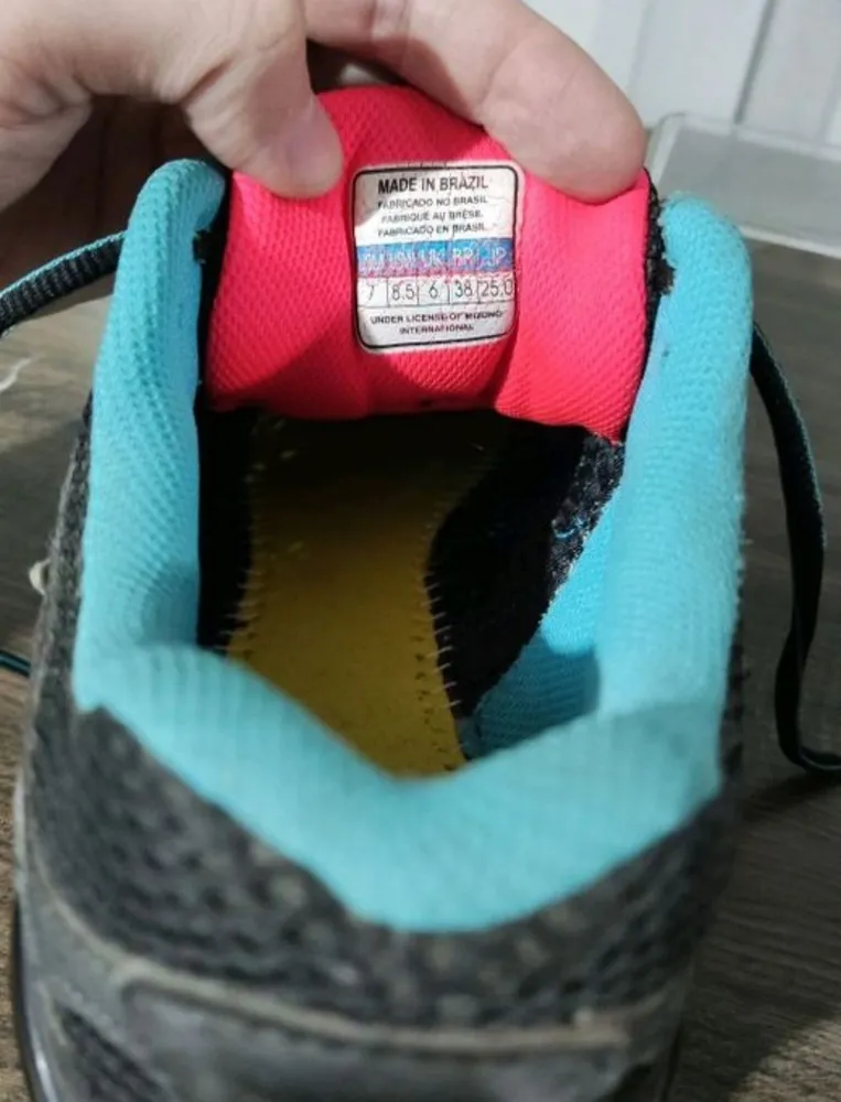 tênis feminino mizuno wave frontier 38