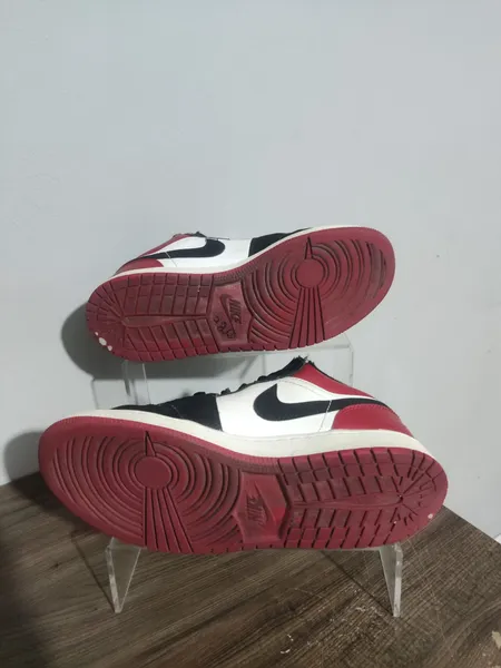 tênis nike air jordan 1 low gs colorway black toe tamanho 37