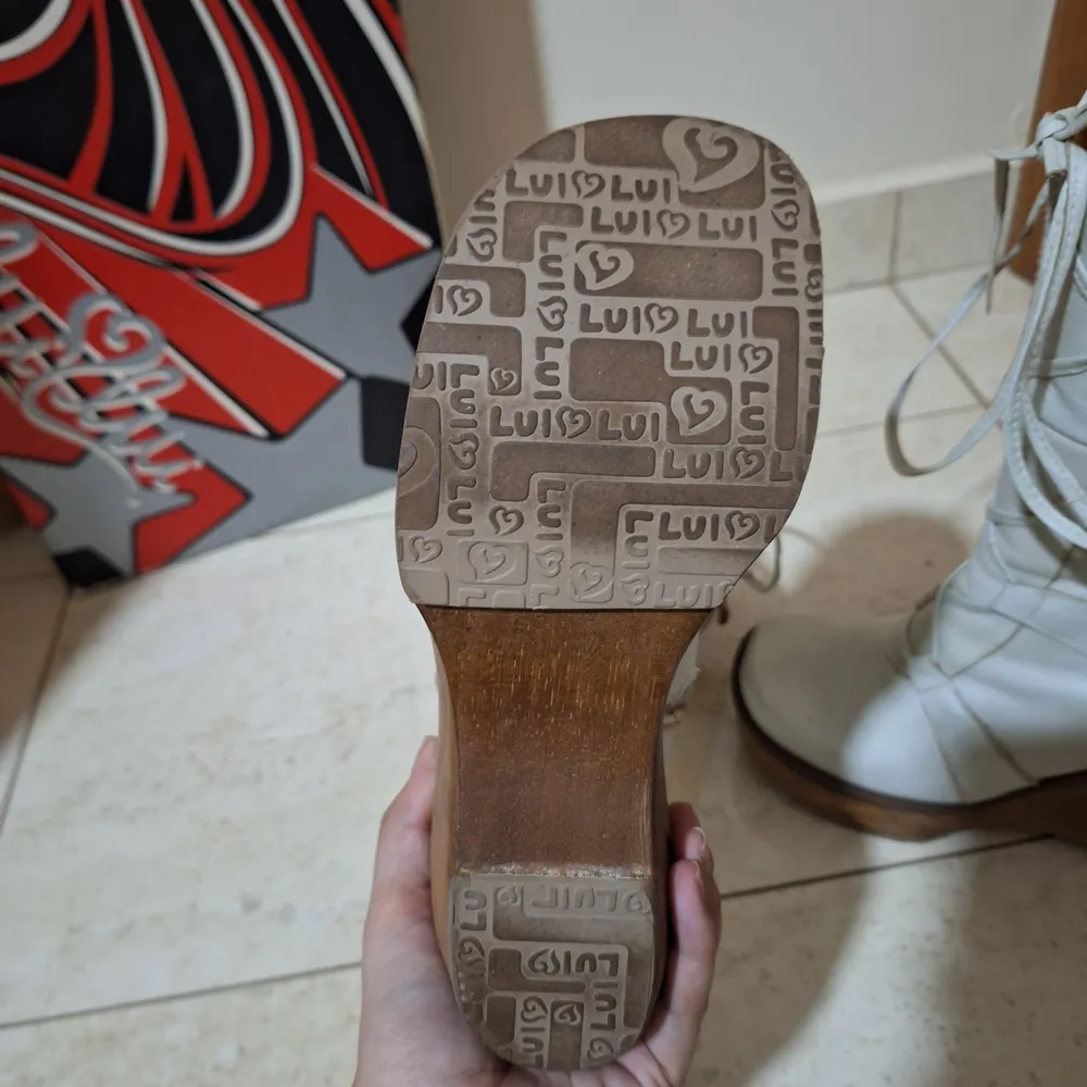 bota plataforma lui lui vintage anos 2000 - couro branco