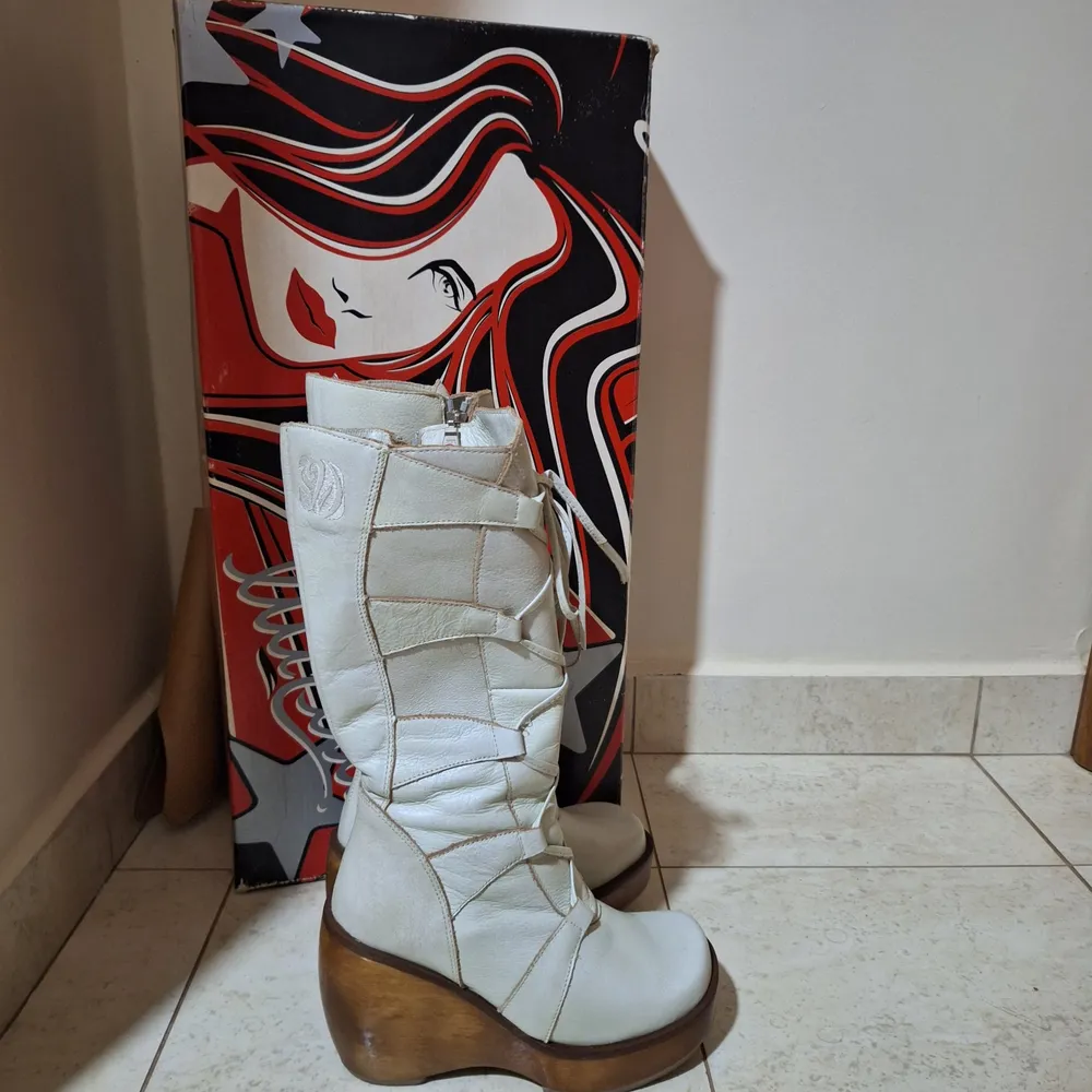 bota plataforma lui lui vintage anos 2000 - couro branco