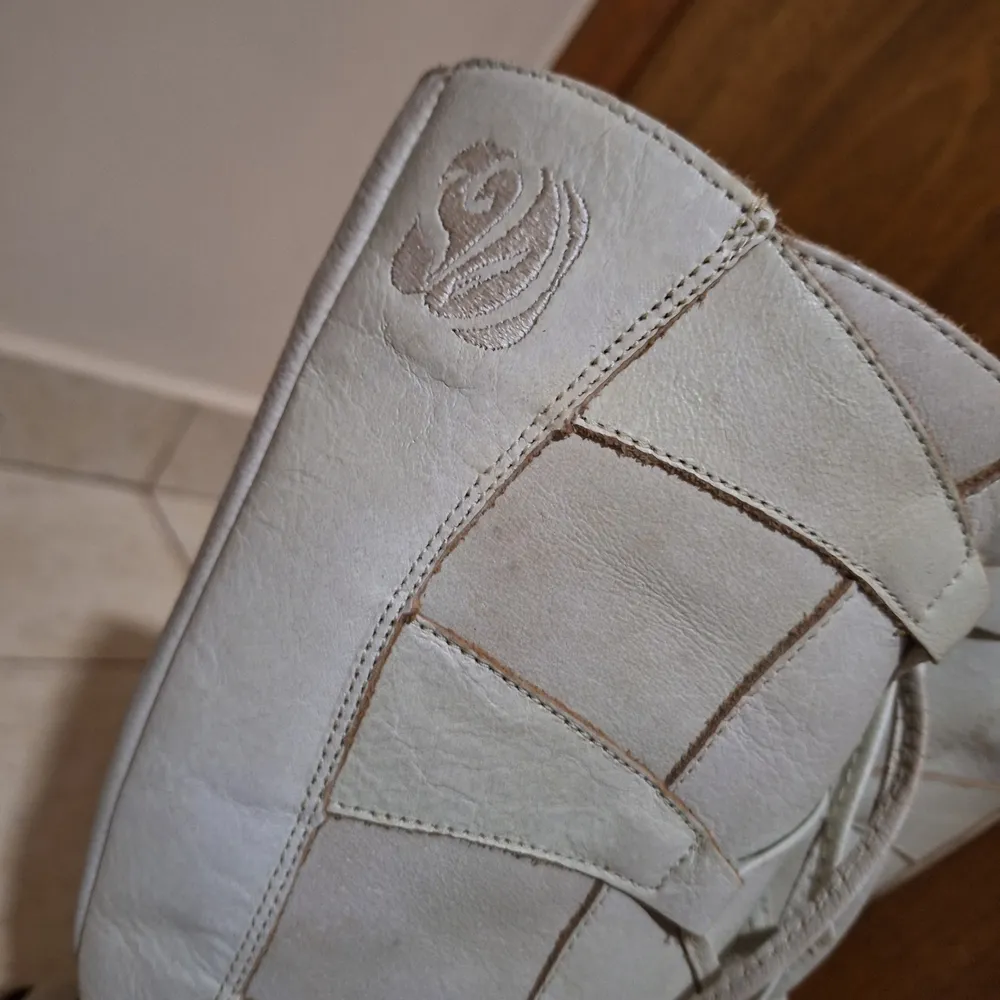 bota plataforma lui lui vintage anos 2000 - couro branco