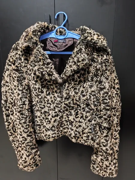 jaqueta da marca alpelo veste p e M