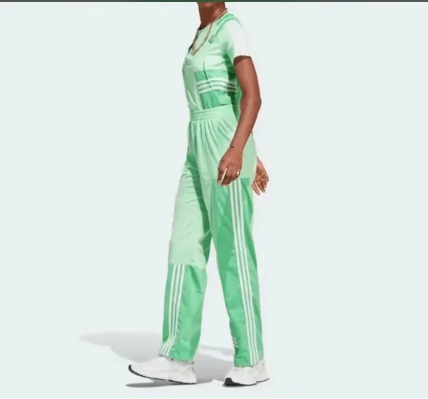 macacão adidas originals verde pp