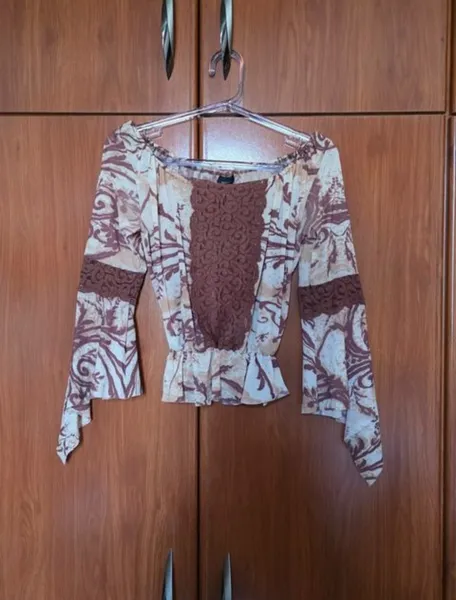 Blusa Iodice ombro a ombro