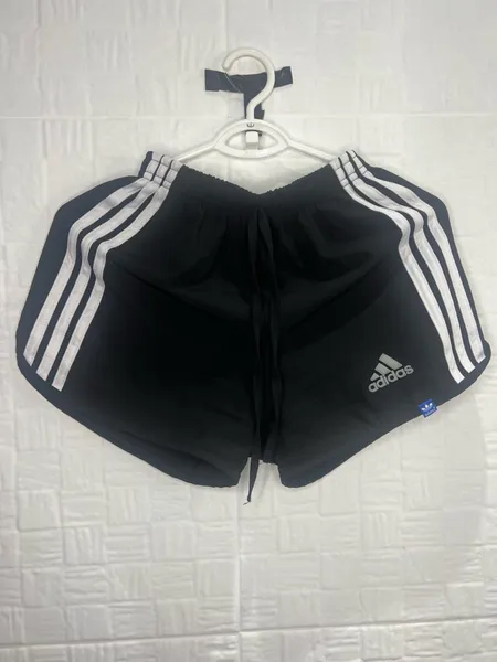 Shorts Preto Estilo Adidas Tamanho M