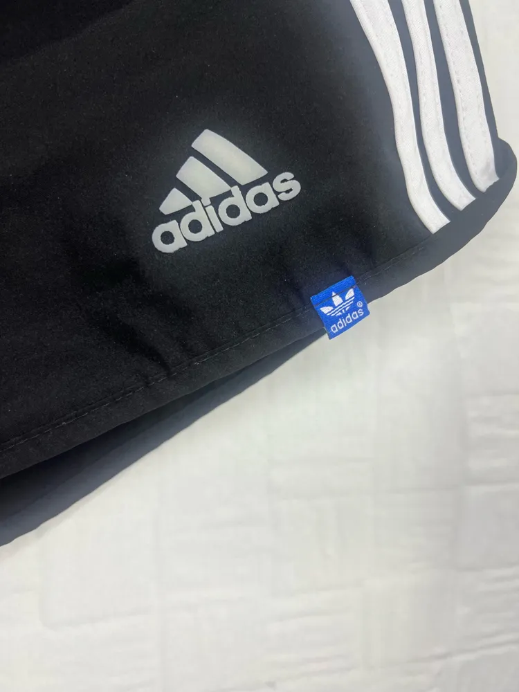 Shorts Preto Estilo Adidas Tamanho M