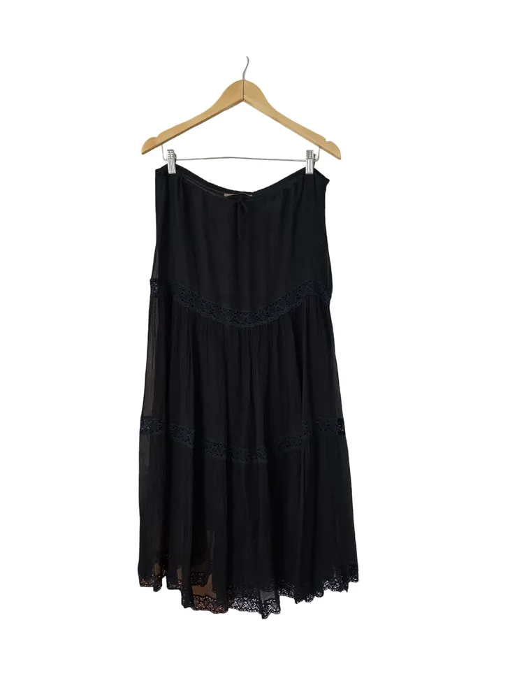saia longa vintage ampla sandra senamo preta renda