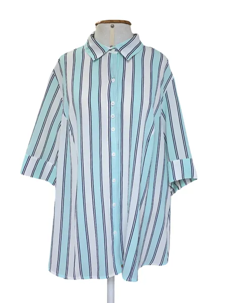 camisa listrada ampla verde e branca