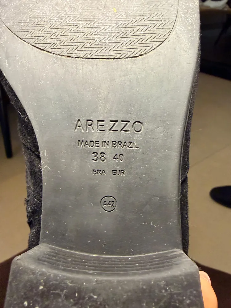 Bota Arezzo Over The Knee Preta Camurça