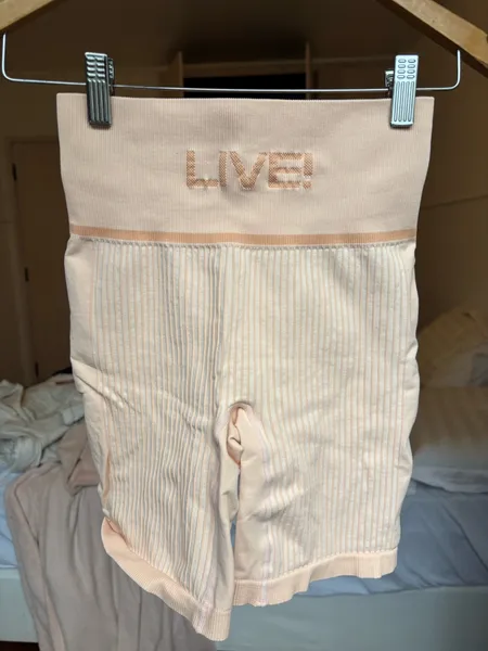 shorts live rosa claro