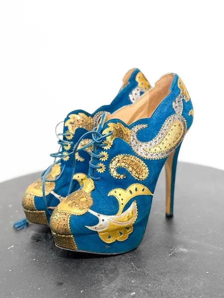 salto alto charlotte olympia orient express 35