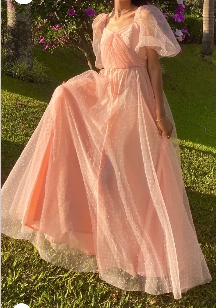 Vestido longo manga bufante tule