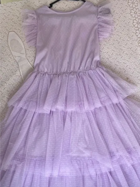Vestido romântico lilás saia plissada tule