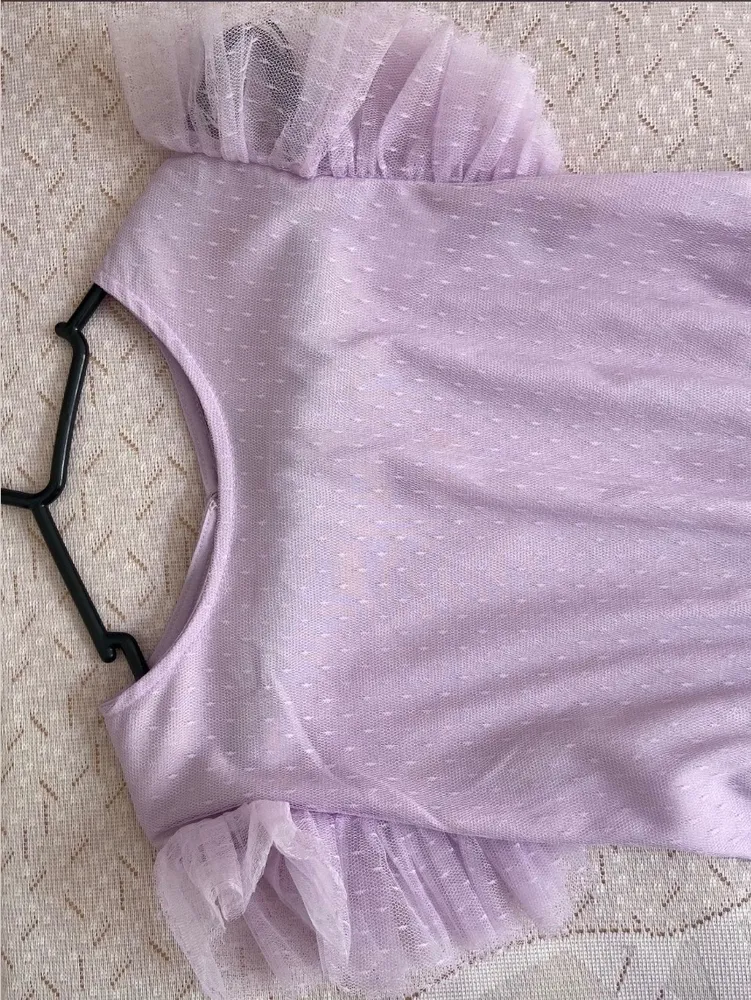 Vestido romântico lilás saia plissada tule