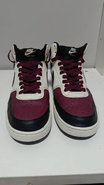 Nike Court Vision cano alto