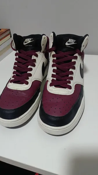 Nike Court Vision cano alto