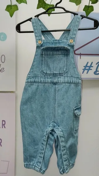 Macacão jeans infantil Zara 3-6 meses