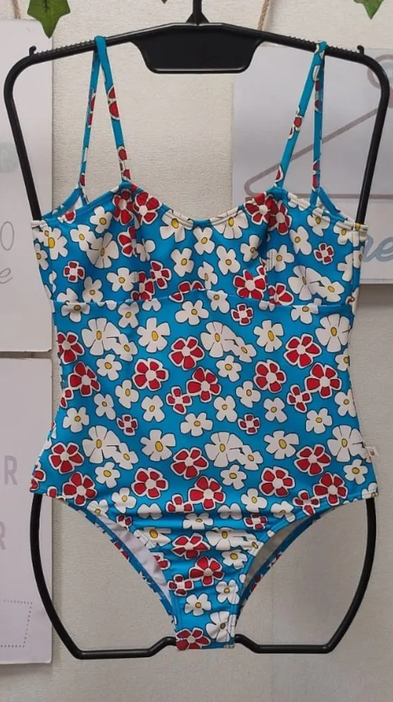 Maiô C.G.C estampado GG