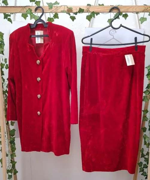 Conjunto blazer e saia aveludado M