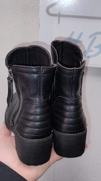 Bota infantil preta 28