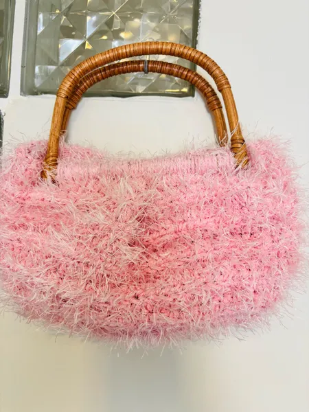 bolsa de pelinhos rosa chiclete