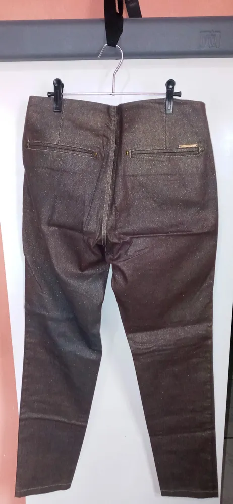 Calça Maria Valentina Brilhosa