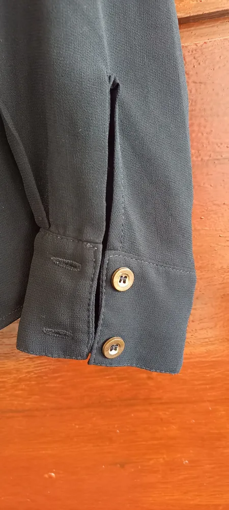 Camisa preta feminina tamanho 42
