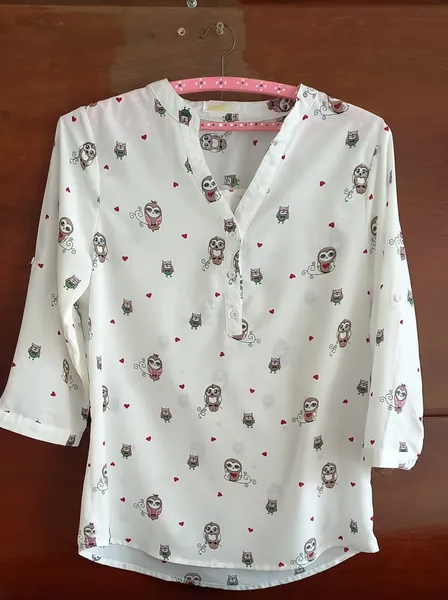 Camisa feminina estampada tamanho P