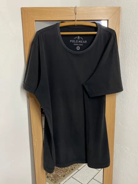 BLUSA MASC. BASIC PRETA MG. CURTA