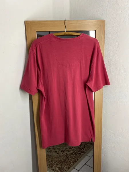 BLUSA GOLA V VERMELHA MG. CURTA
