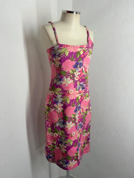 VESTIDÔW ESTAMPA FLORAL EM MALHA VINTAGE (CGC)