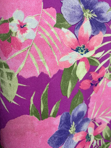 VESTIDÔW ESTAMPA FLORAL EM MALHA VINTAGE (CGC)
