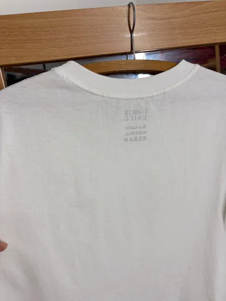 T-SHIRT BASIC BRANCA CELINE MG. CURTA