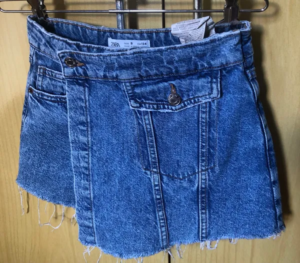 Short saia Zara tam 9
