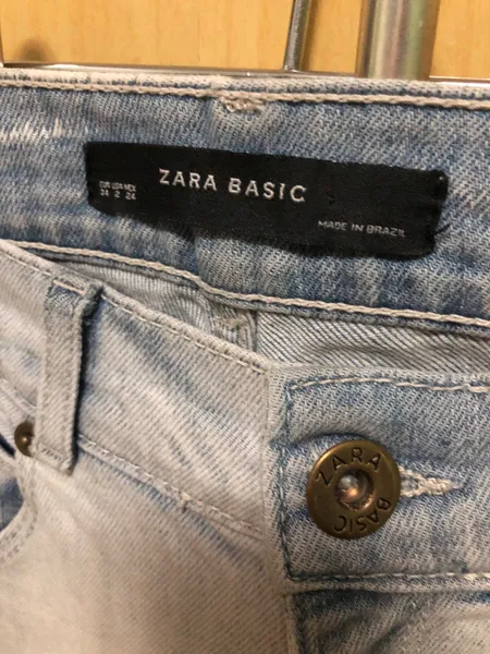 Calça jeans Zara destroyed azul  claro 34