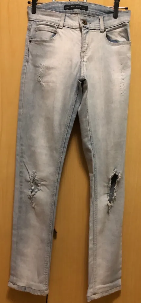 Calça jeans Zara destroyed azul  claro 34