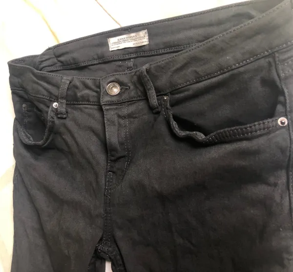 Calça preta Zara 34