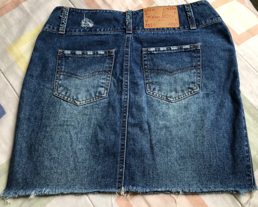 Saia jeans azul four one 38