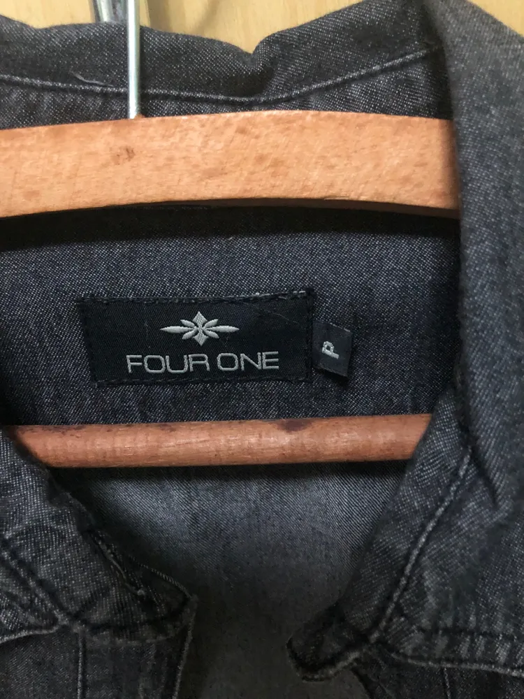 Camisa jeans four one cinza p