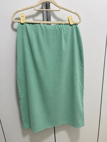 Saia mídi verde tamanho M Patrícia foster