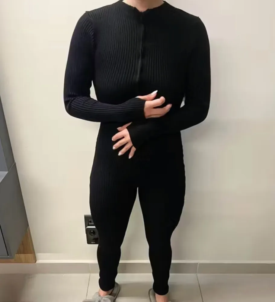 Macacão tricô modal preto unico