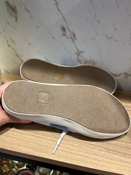 Tênis veja tamanho 34