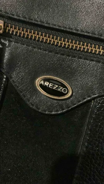 Bolsa Arezzo