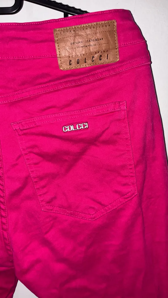 Calça jeans rosa colcci