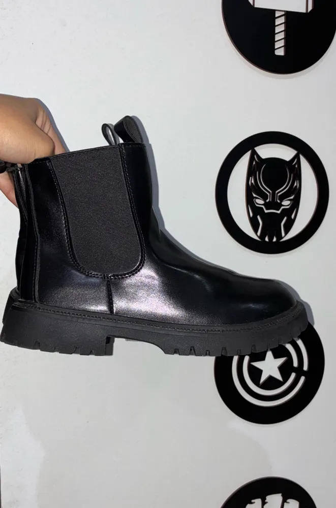 Bota coturno preta 36