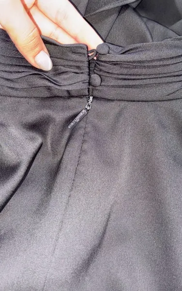 vestido preto karl lagerfeld paris P