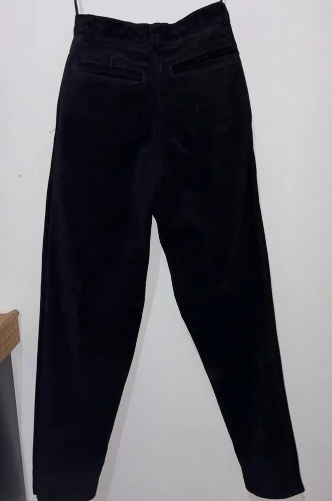 calça joaquim nogueira couro preta y80 vintage