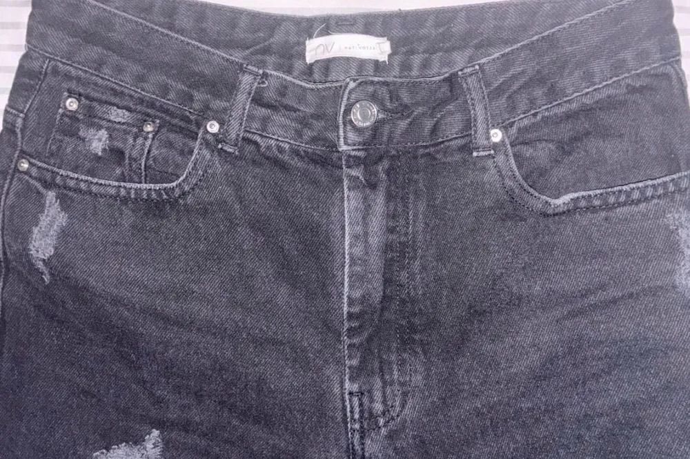 calça jeans by nv giuliana destroyed preta 38 nati vozza